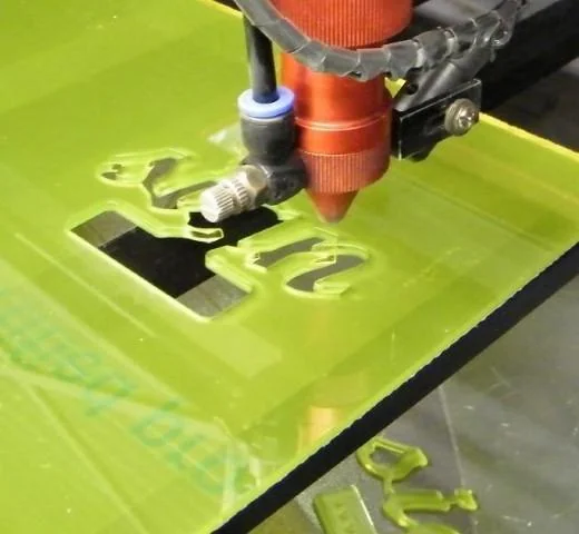 [AUTO] Kunststof kopen Apeldoorn