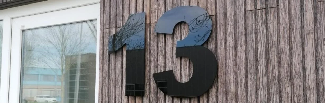 [AUTO] Huisnummer van kunststof